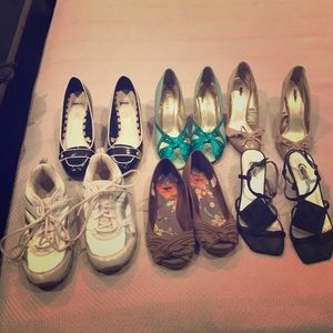 Bundle 6 pair ladies shoes Size 6